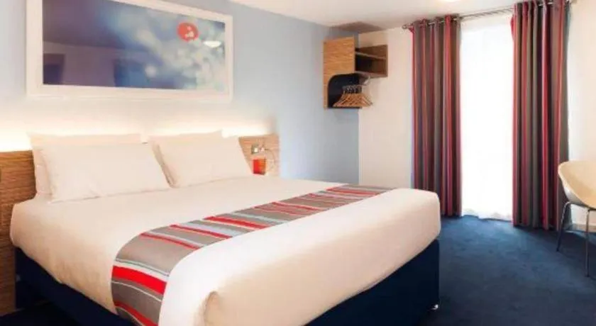 Bed in Travelodge Bournemouth Seafront