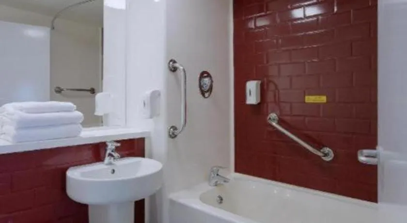 Travelodge Bradford Central