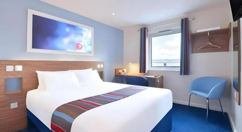 Bed in Travelodge London Crystal Palace