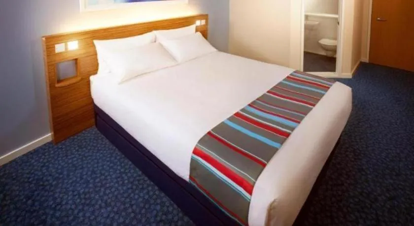 Bed in Travelodge London Crystal Palace