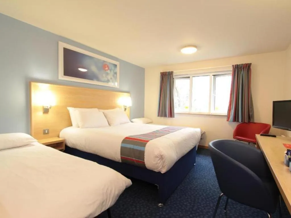 Bed in Travelodge Toddington M1 Southbound