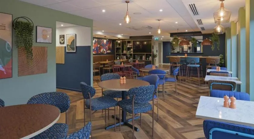 Travelodge Harrogate West Park