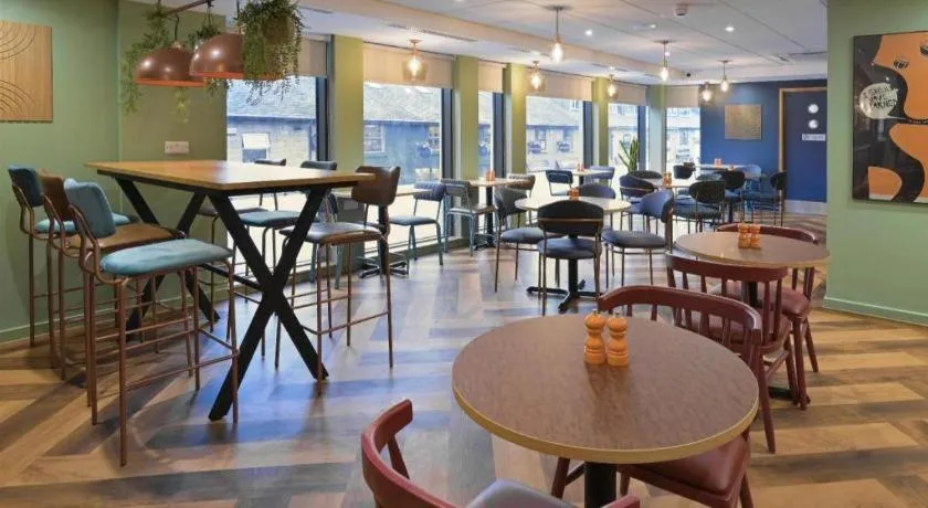 Travelodge Harrogate West Park