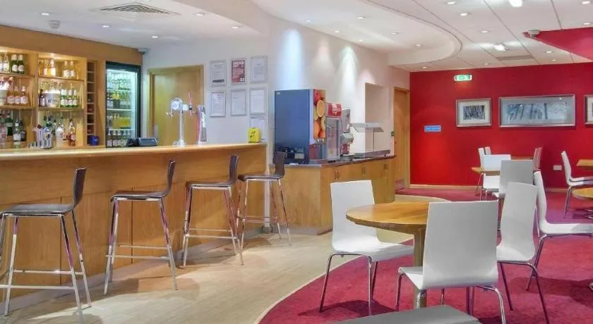 Travelodge Birmingham Central Broadway Plaza