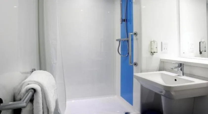 Travelodge Birmingham Central Broadway Plaza