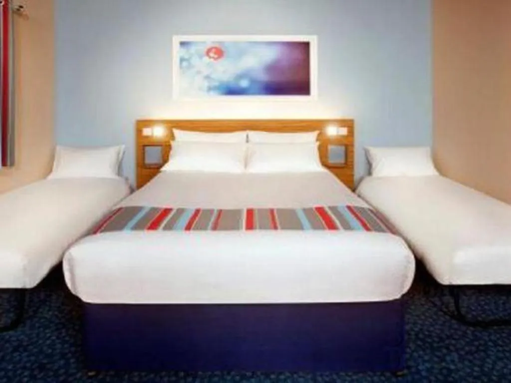 Bed in Travelodge Eastleigh Central