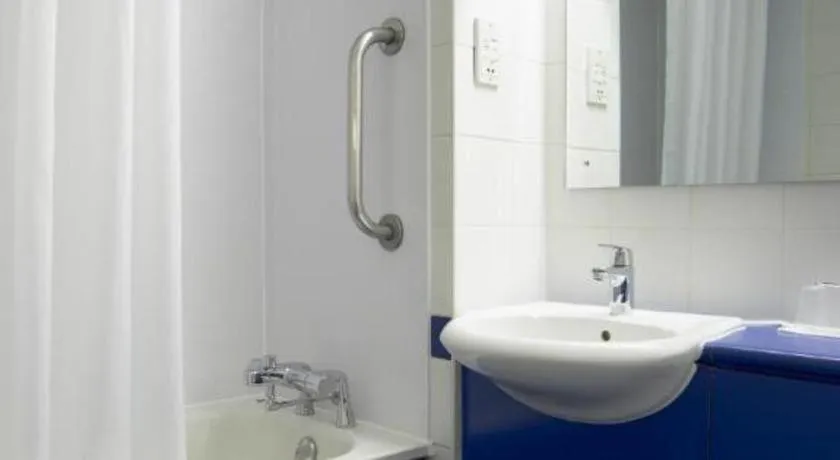 Travelodge London Kingston Upon Thames