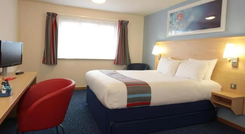 Bed in Travelodge Ipswich Beacon Hill