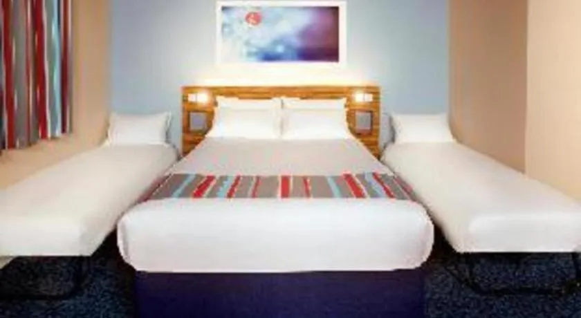 Bed in Travelodge Saltash