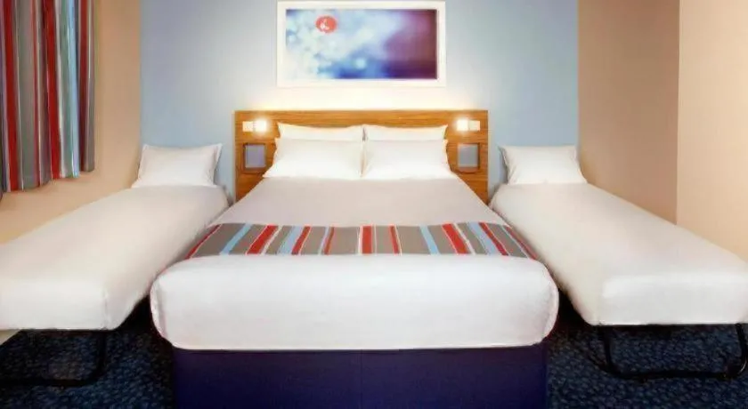 Bed in Travelodge Medway M2