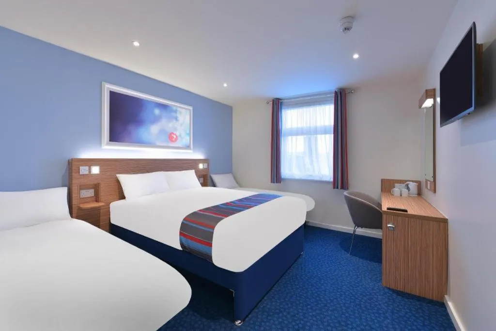 Bed in Travelodge Bodmin Roche