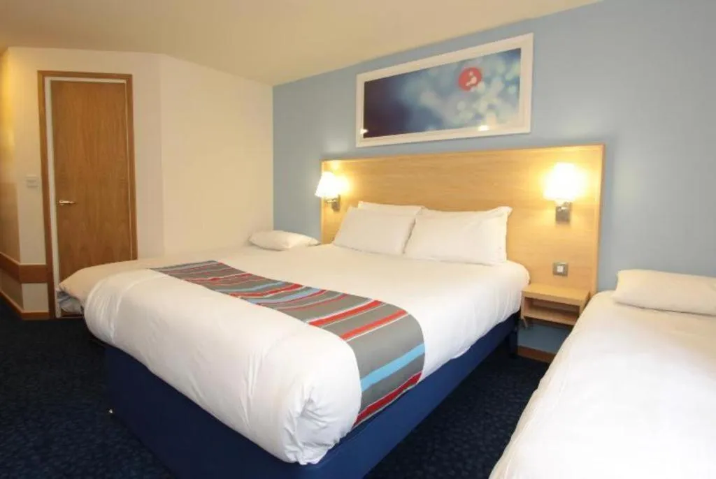 Bed in Travelodge Alton Four Marks