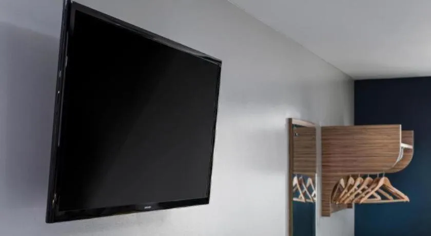 Travelodge Bristol Severn View M48