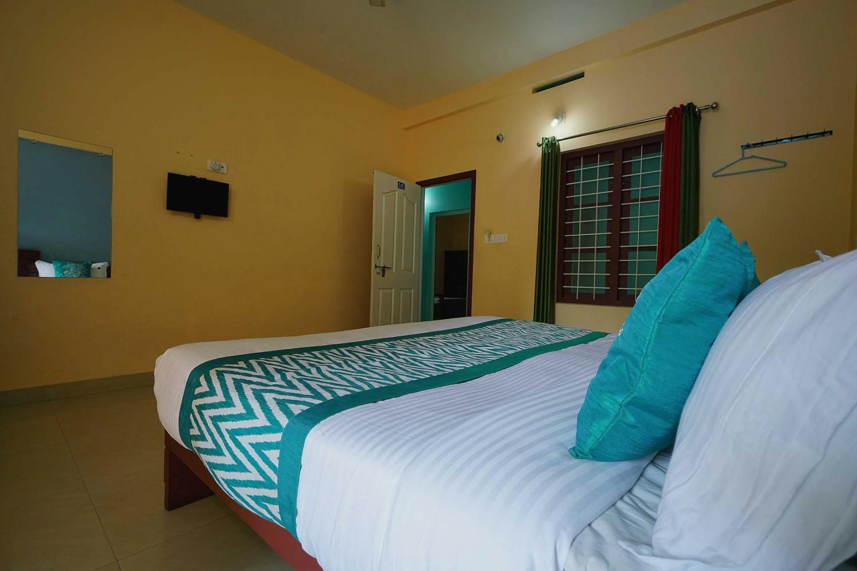 Bedroom, Bed in Hotel O Greenland