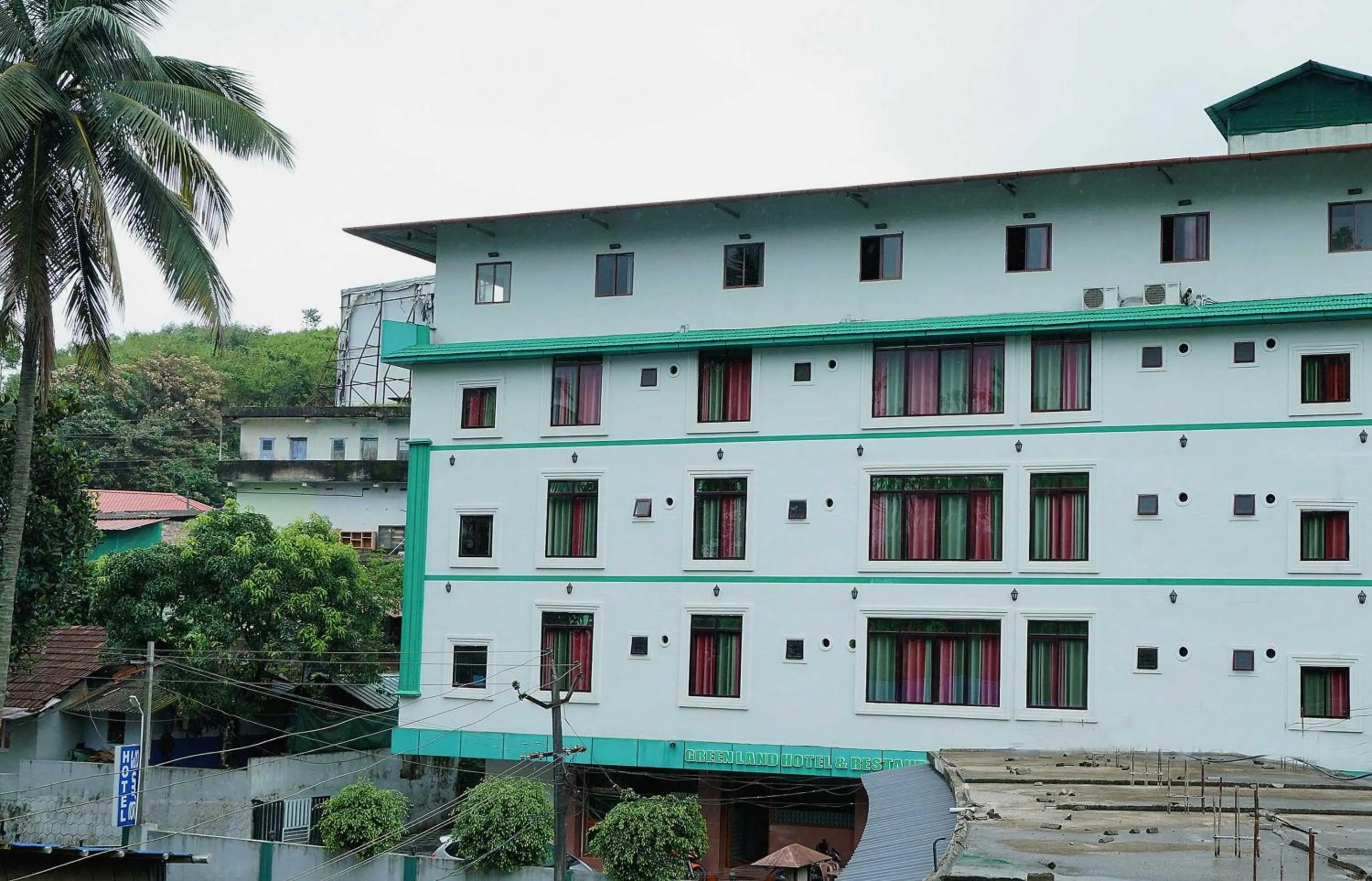 Facade/entrance in Hotel O Greenland