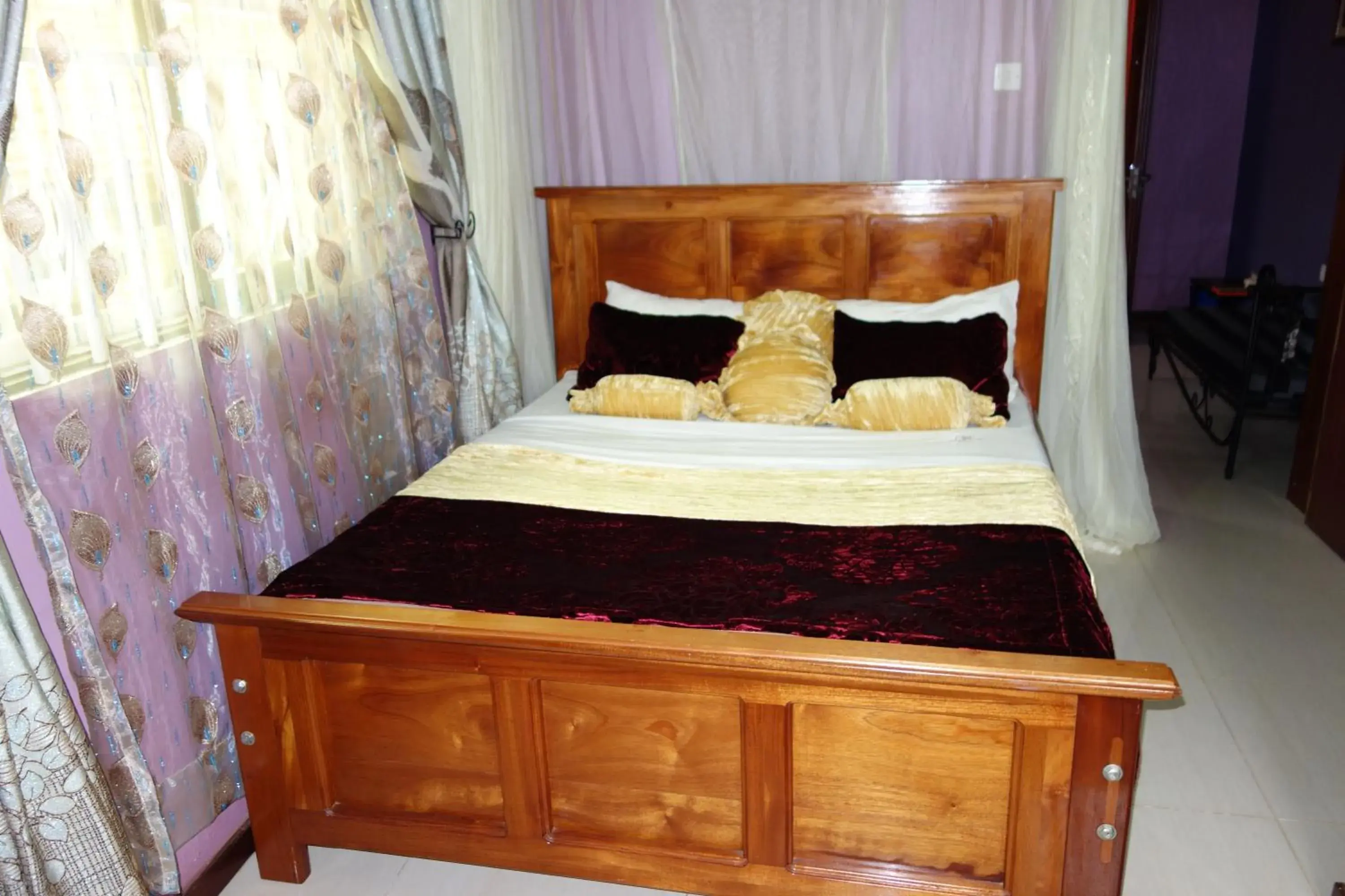 Bed in Impala Suites Bed in Impala Suites