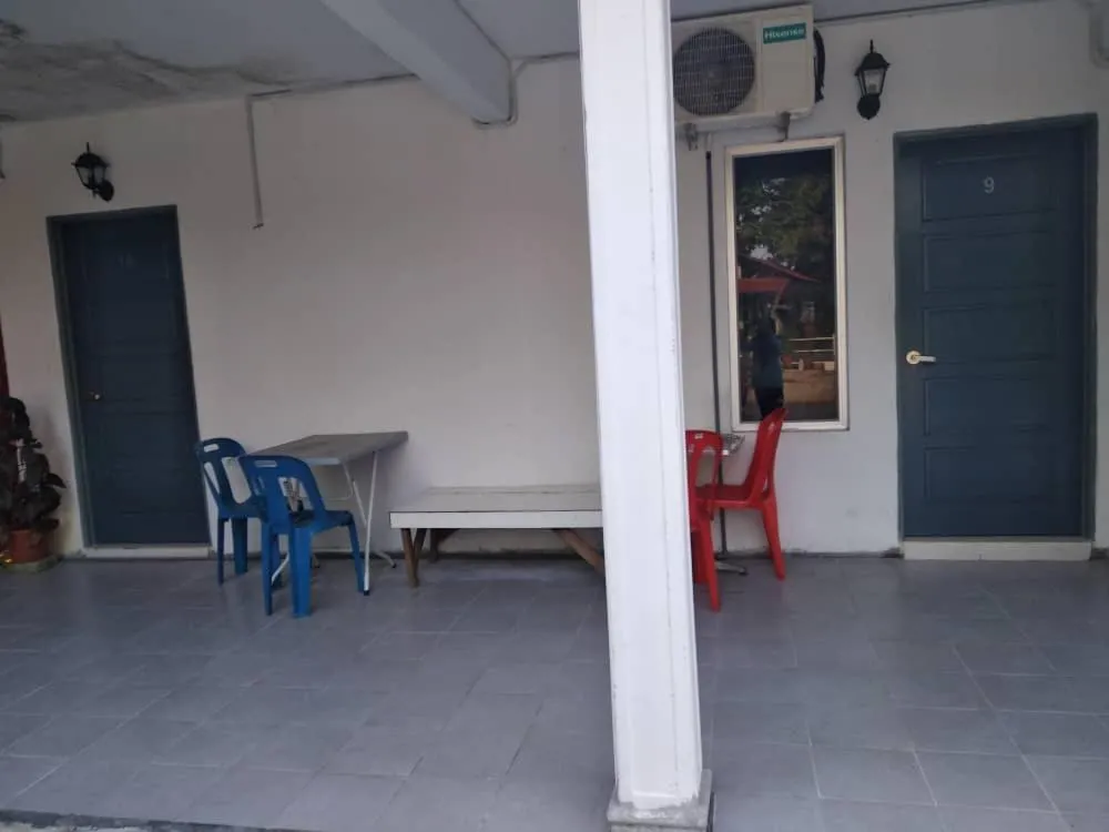Niyaz Inn