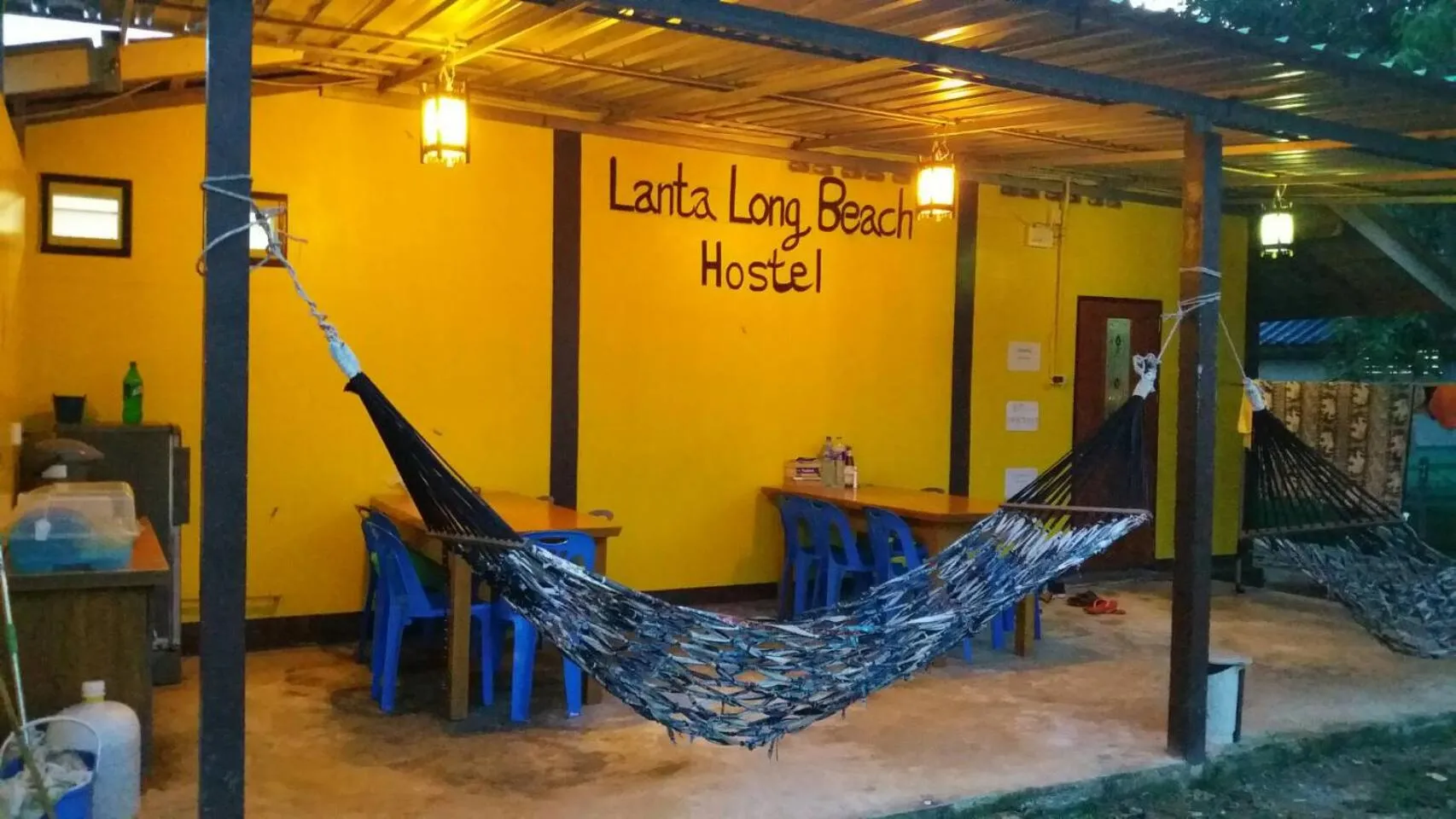 Bird's eye view in Lanta Long Beach Hostel