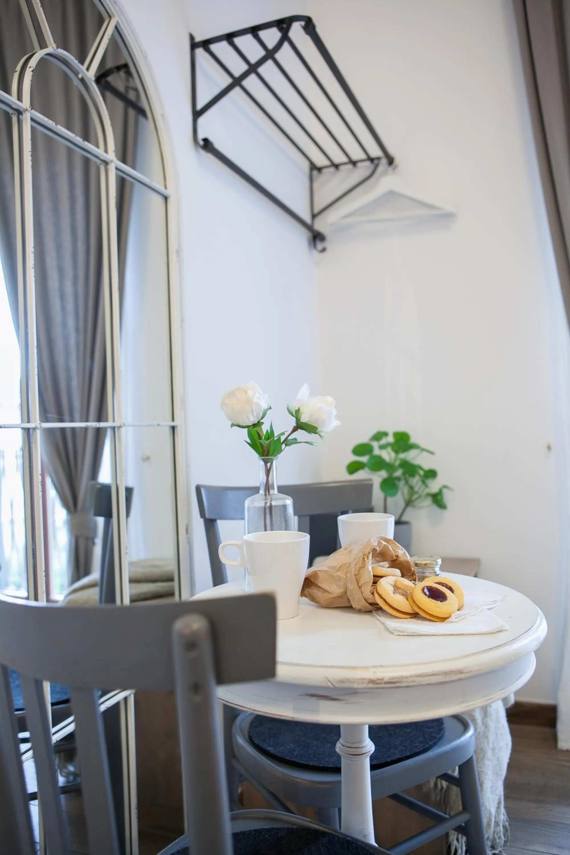 Food in Maison Coquette