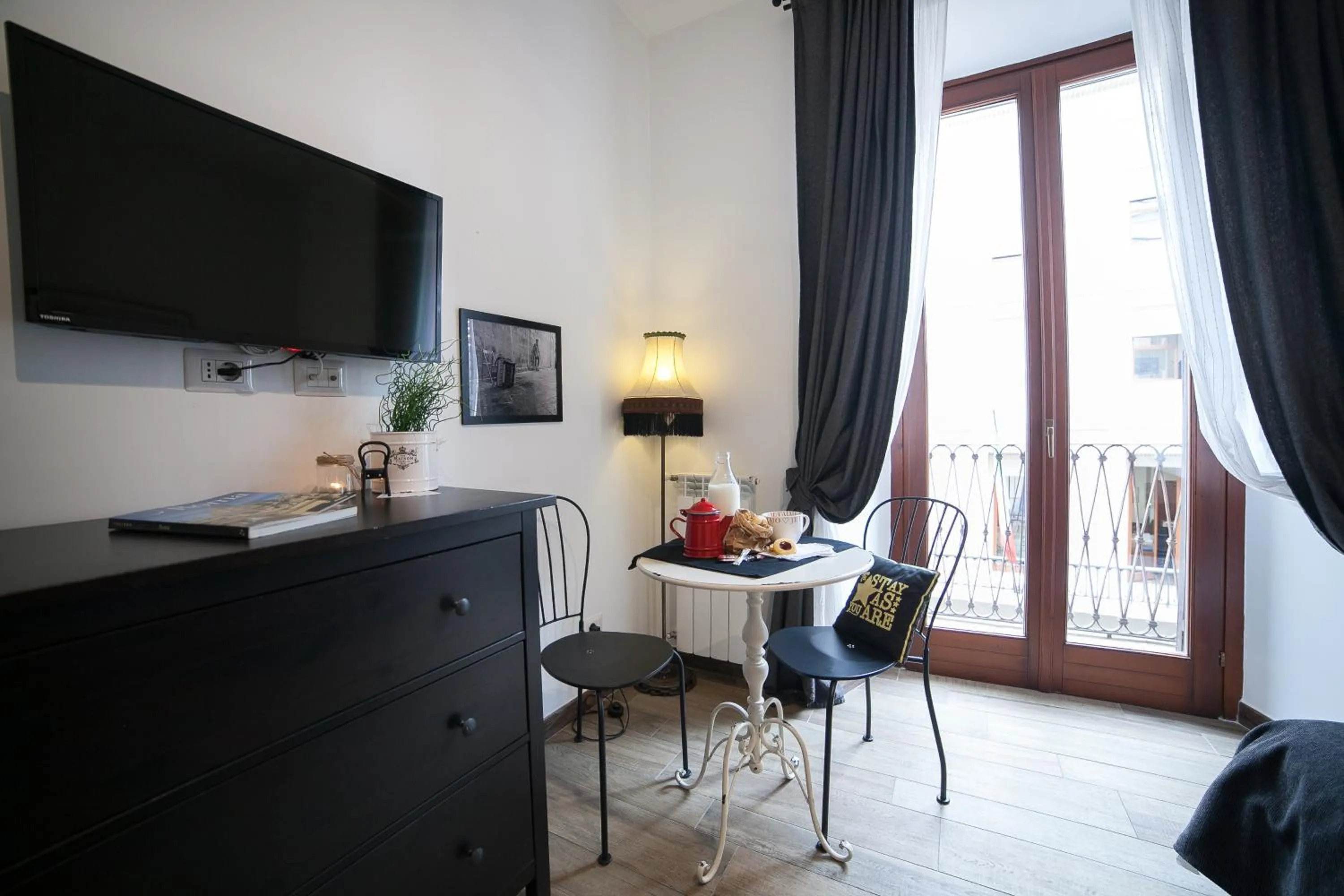 hair dresser in Maison Coquette