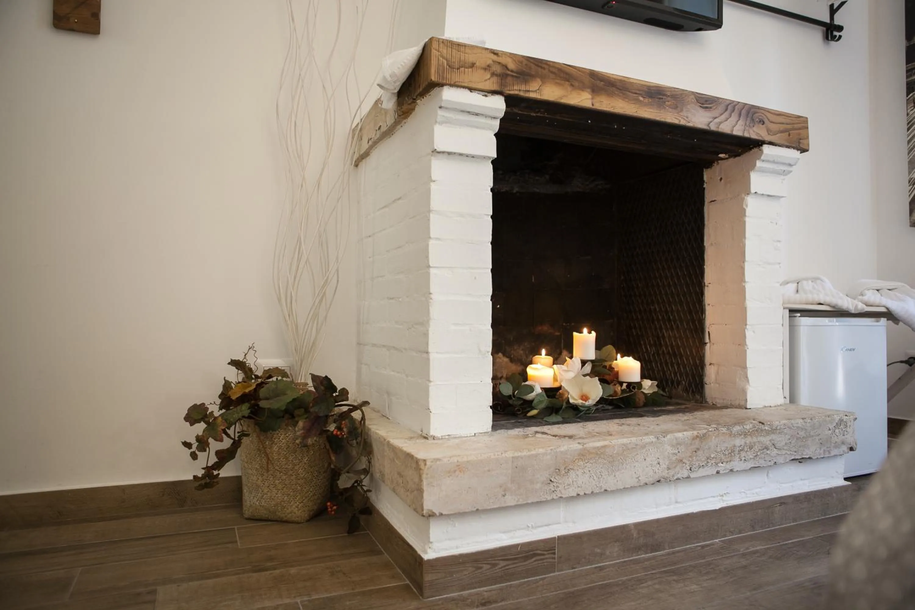 flat iron in Maison Coquette