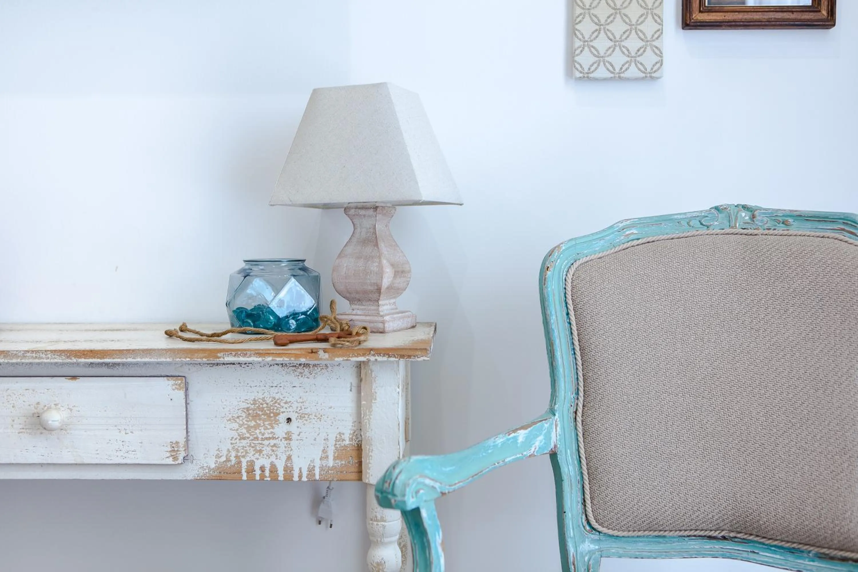 hair dresser in Maison Coquette