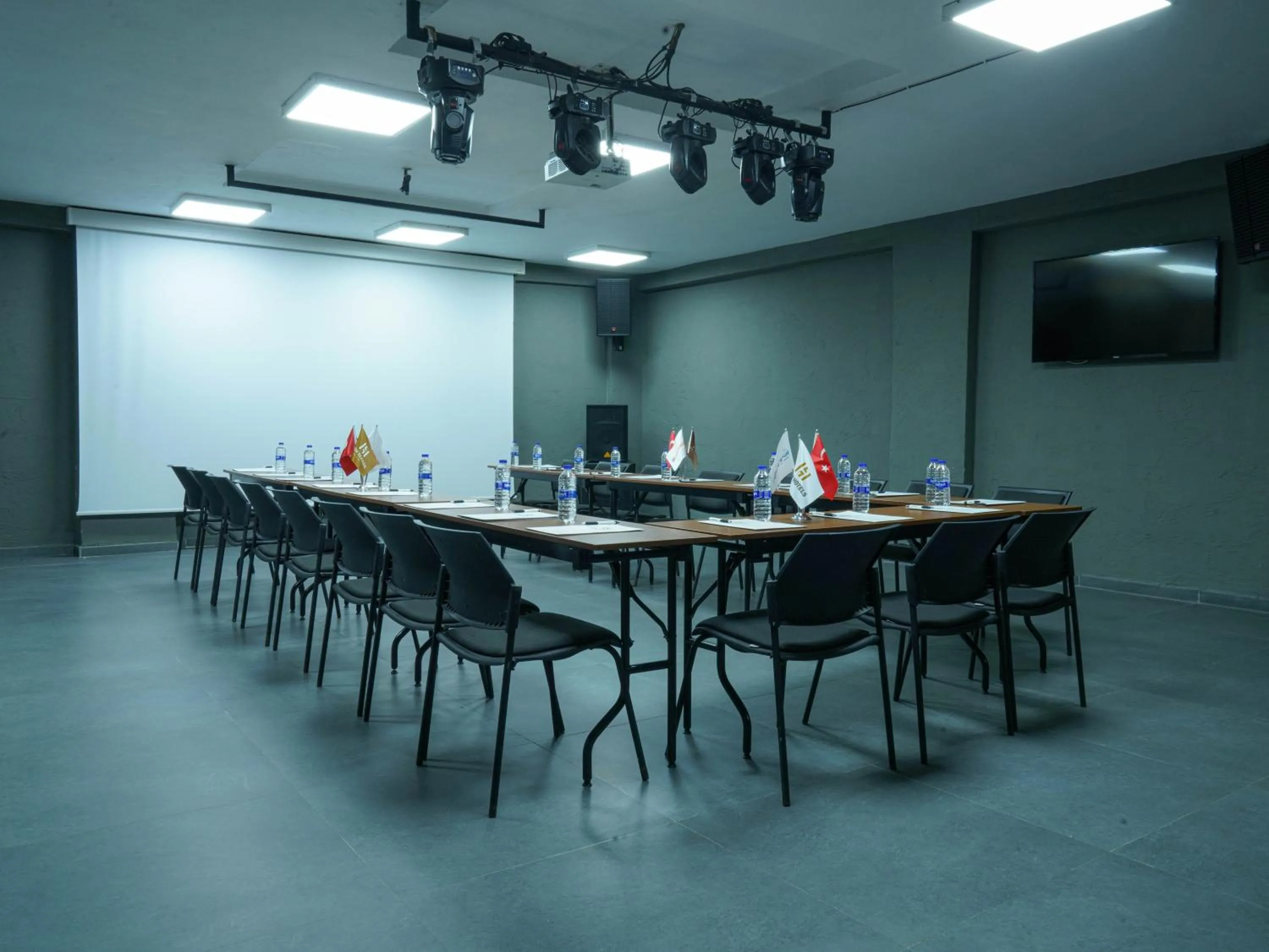 Meeting/conference room in Laren Family Hotel & Spa - Boutique Class