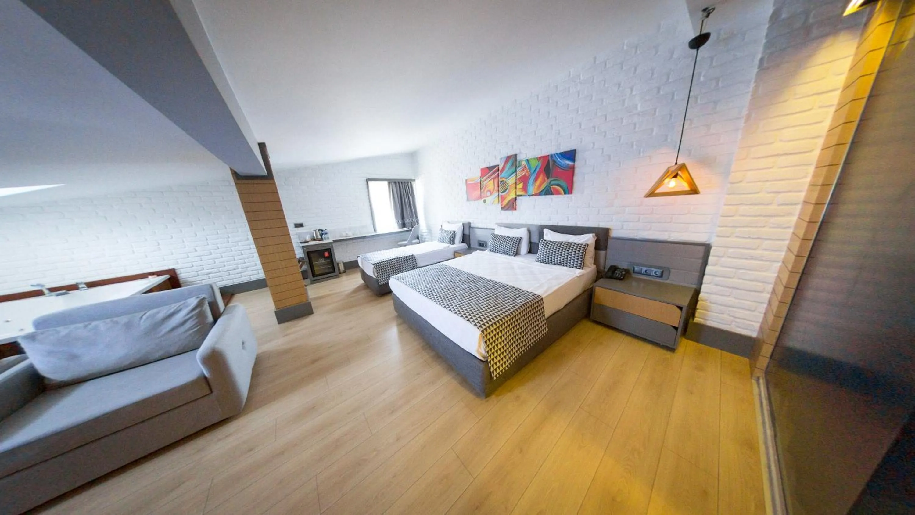 Hot Tub, Bed in Laren Family Hotel & Spa - Boutique Class