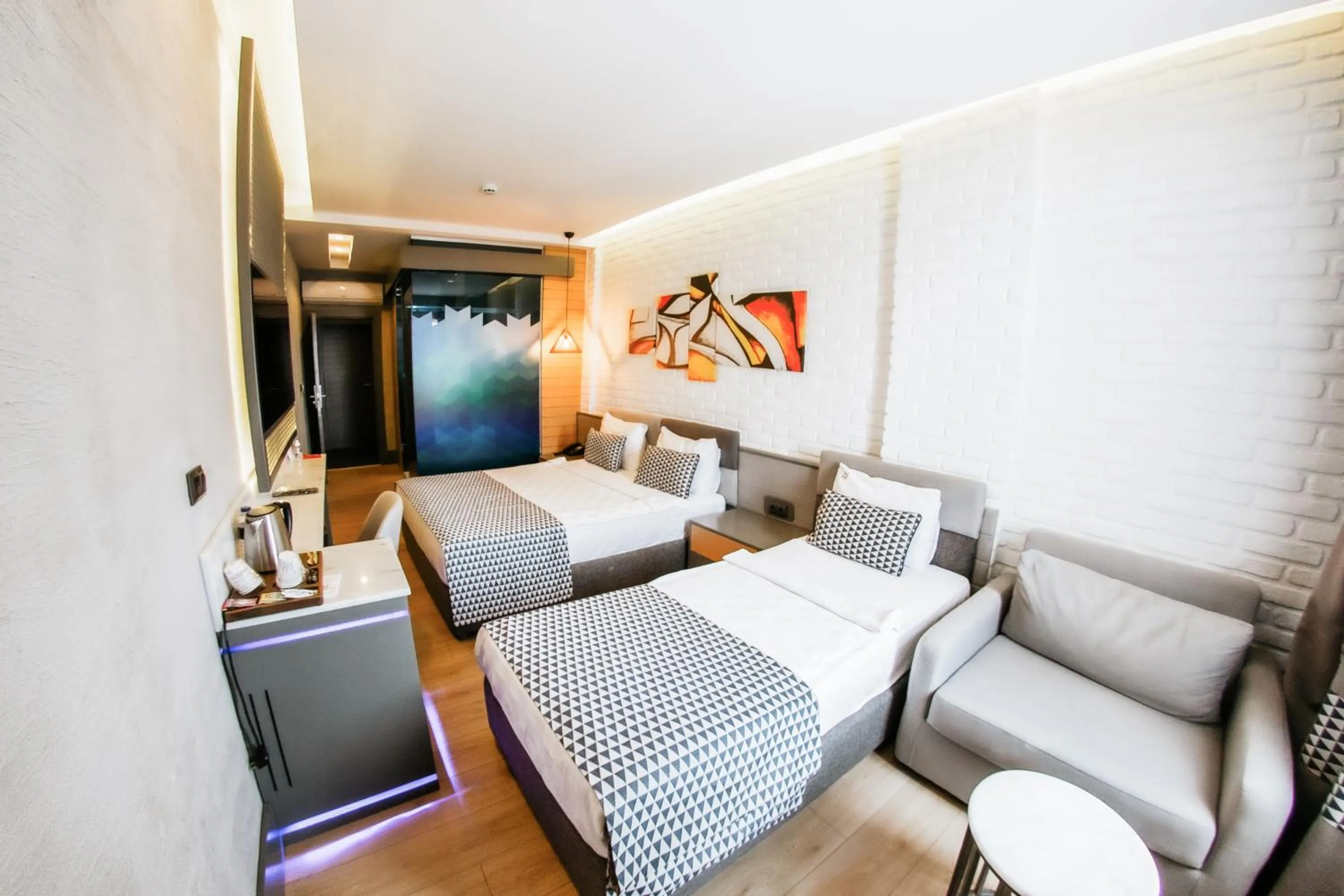 Shower in Laren Family Hotel & Spa - Boutique Class