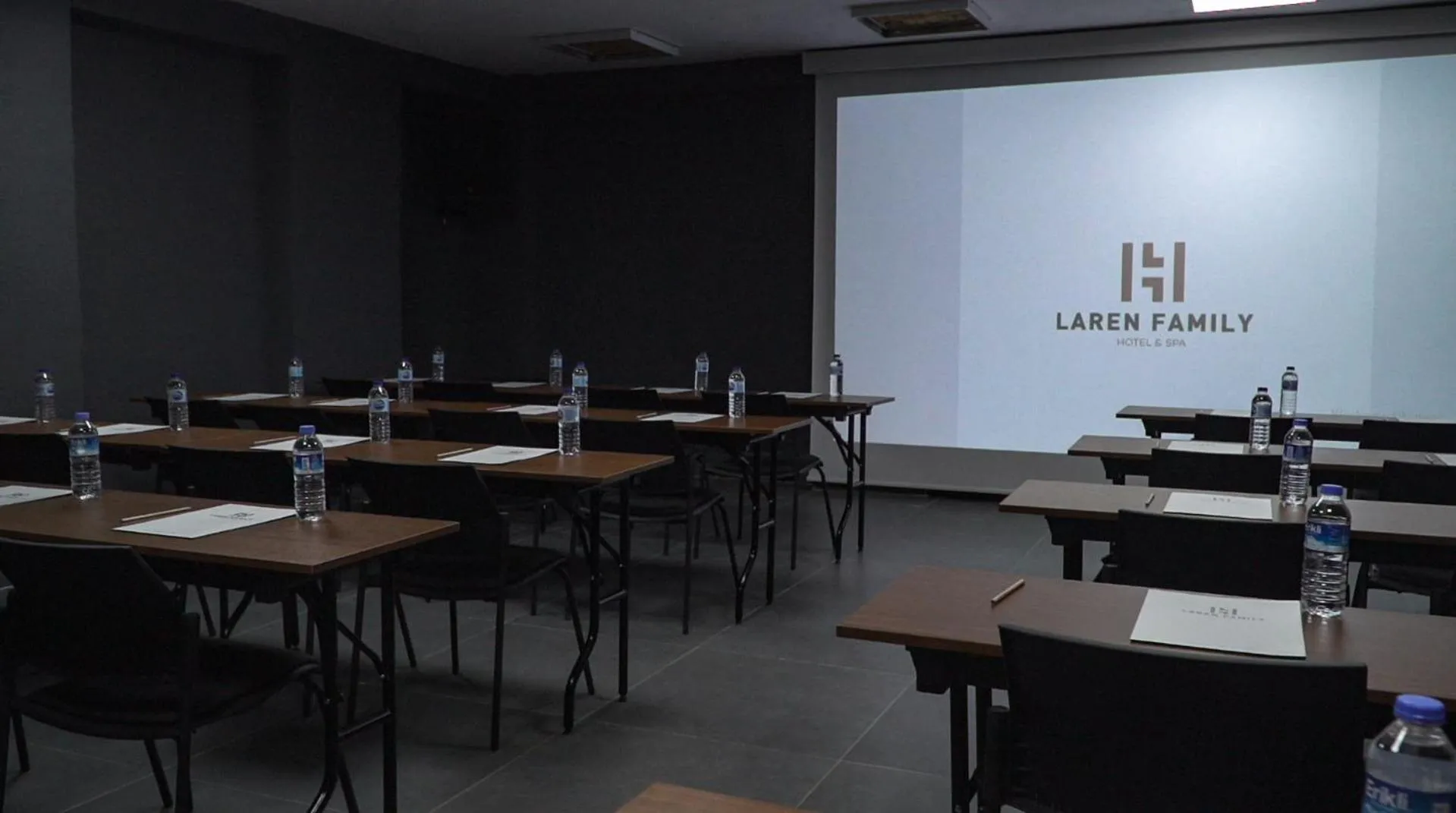 Business facilities in Laren Family Hotel & Spa - Boutique Class