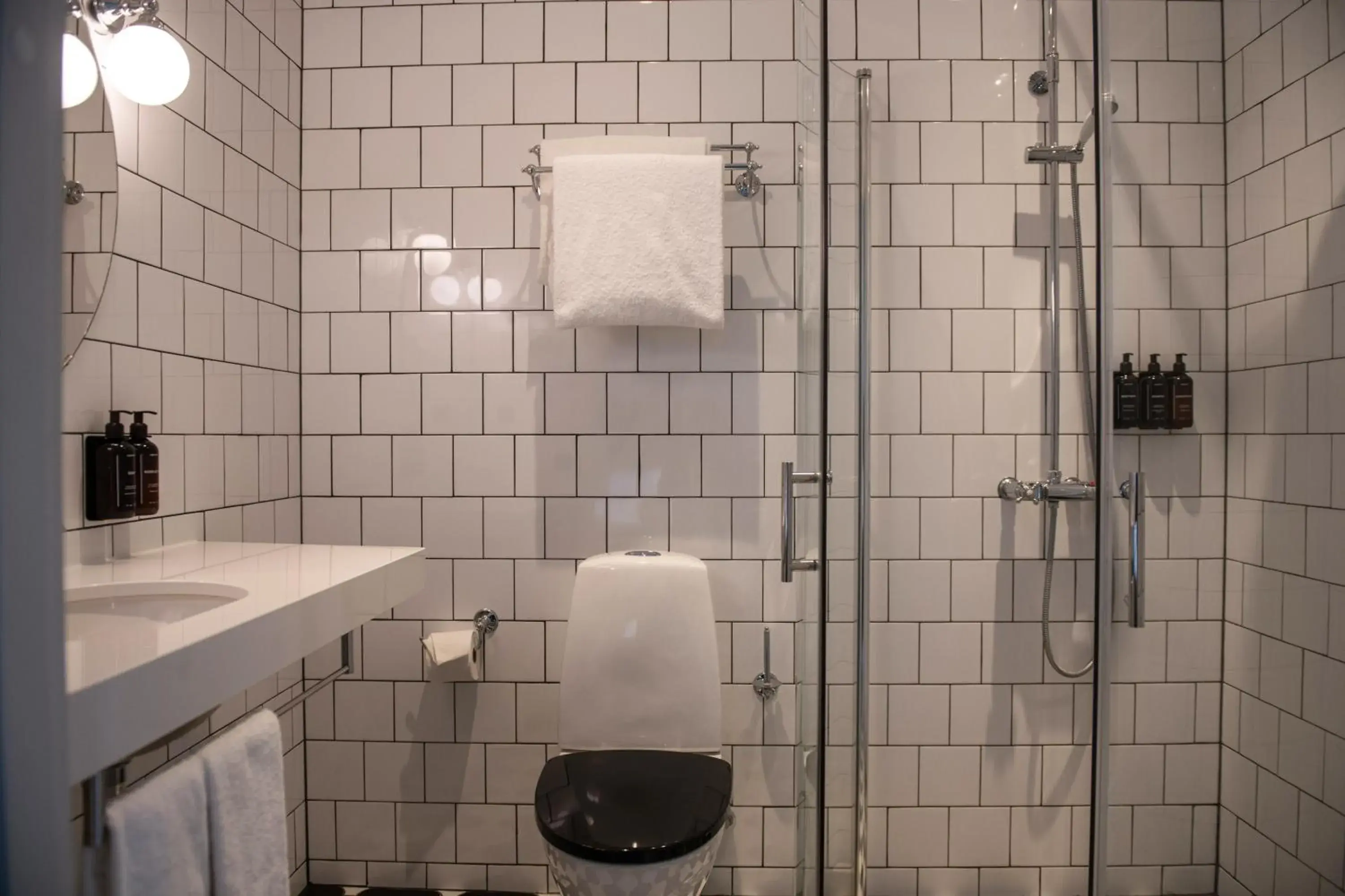 Standard Twin Room in Home Hotel Borgen Standard Twin Room in Home Hotel Borgen