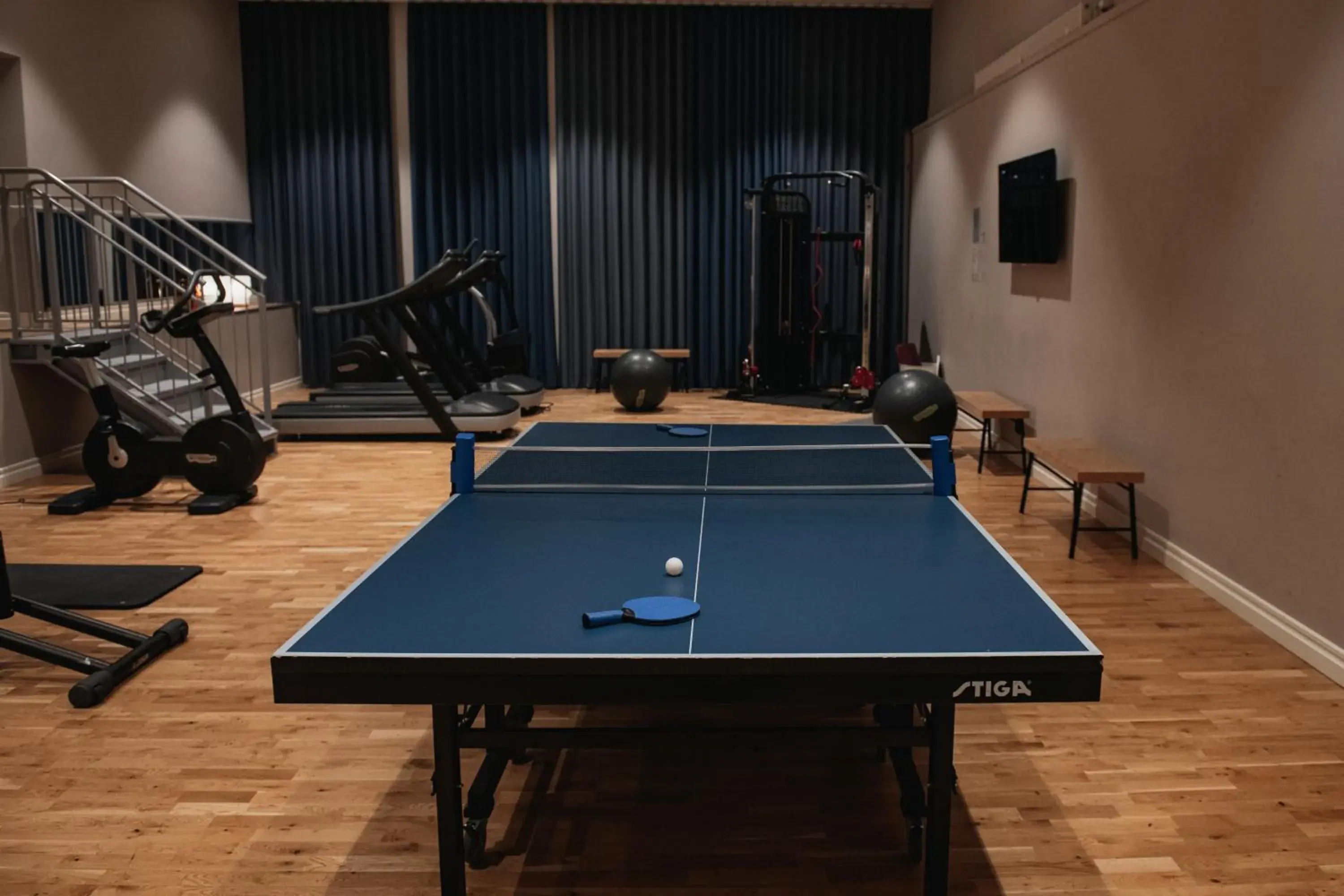 Fitness centre/facilities in Home Hotel Borgen Fitness centre/facilities in Home Hotel Borgen