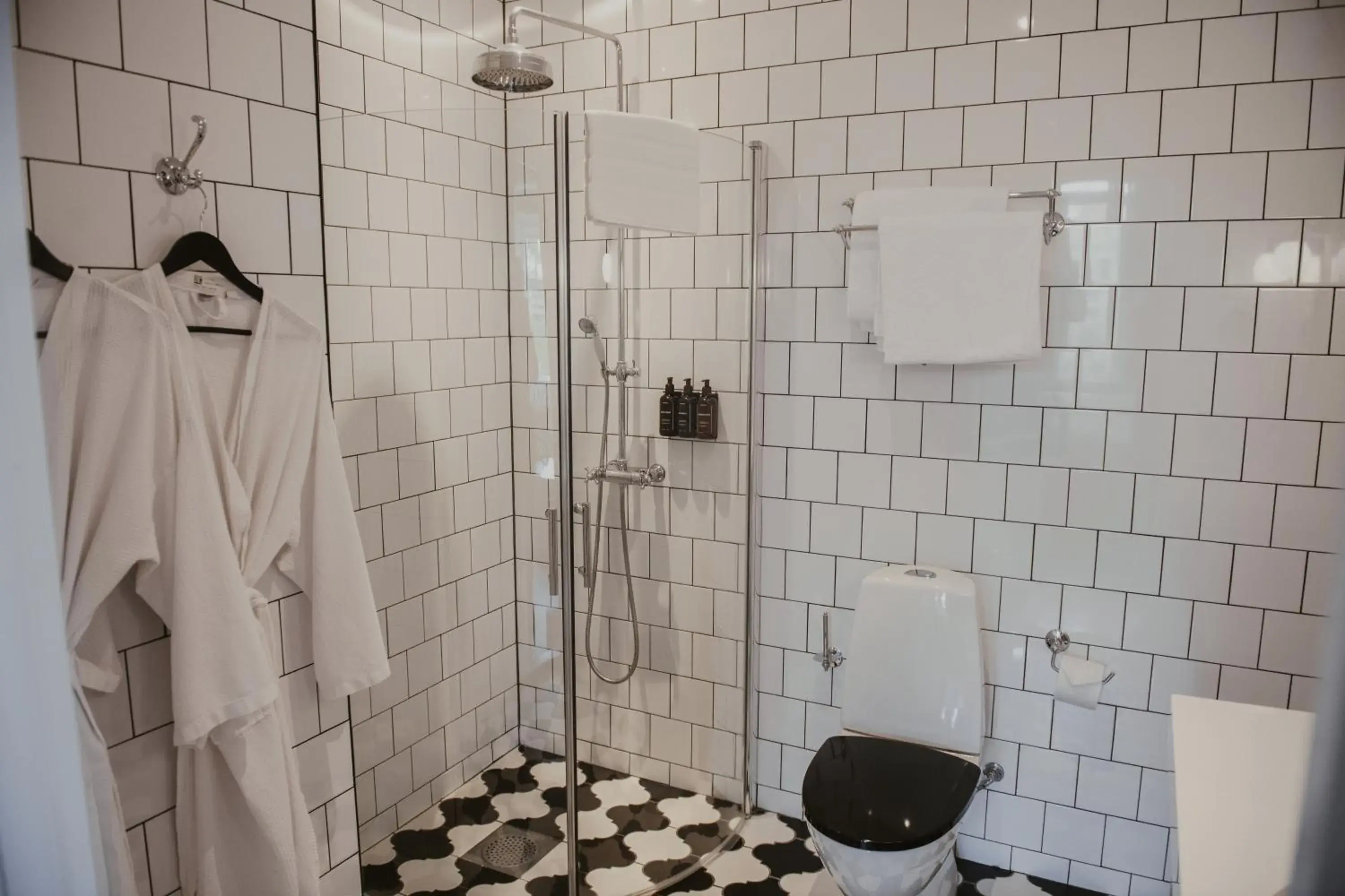 Property building in Home Hotel Borgen Property building in Home Hotel Borgen