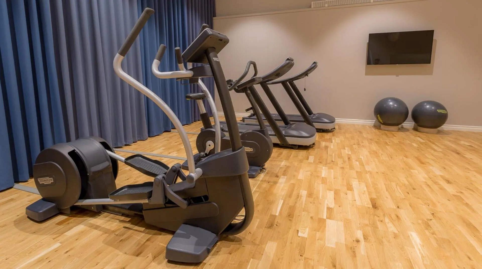 Fitness centre/facilities in Home Hotel Borgen
