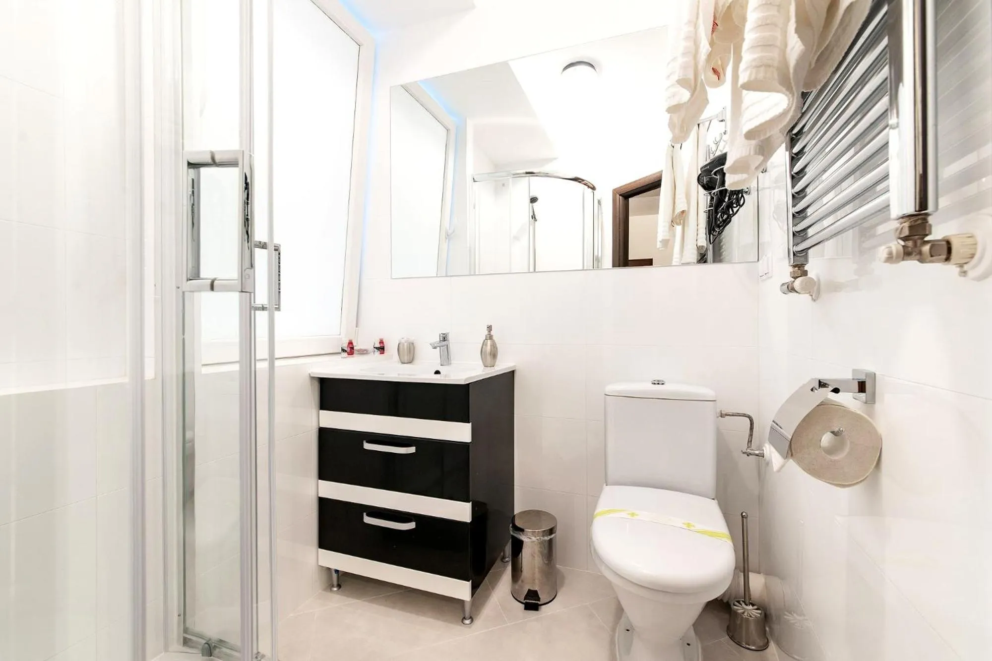 Bathroom in Bucur Accommodation