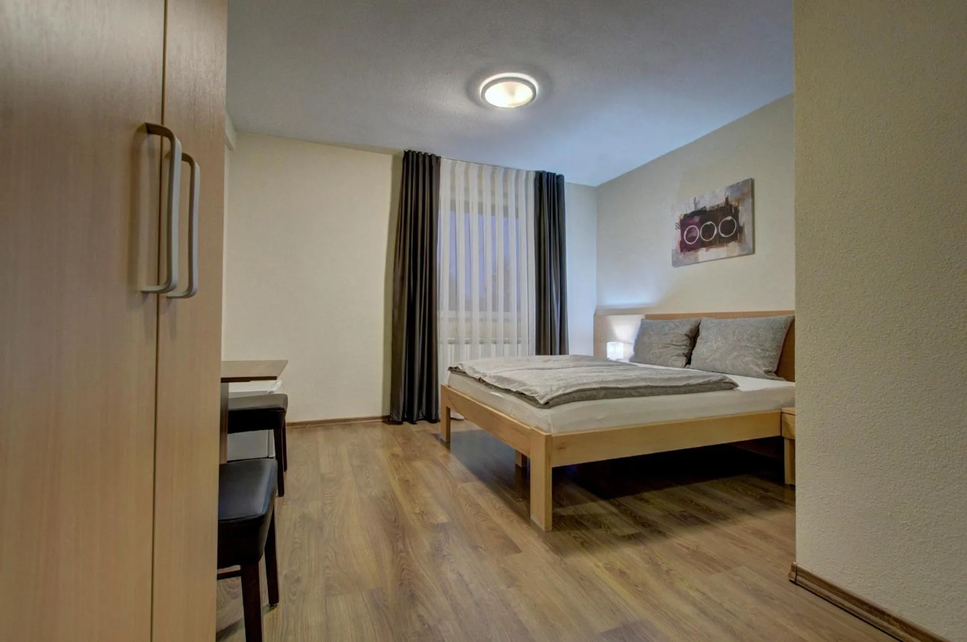 Bed in Tihe Noci Motel