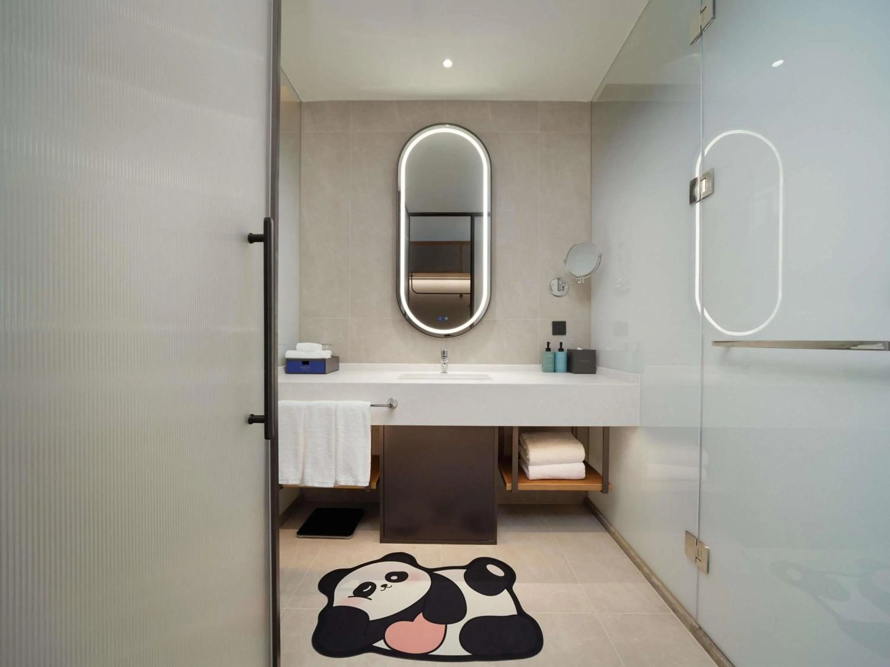 Bedroom in Novotel Chengdu Lige