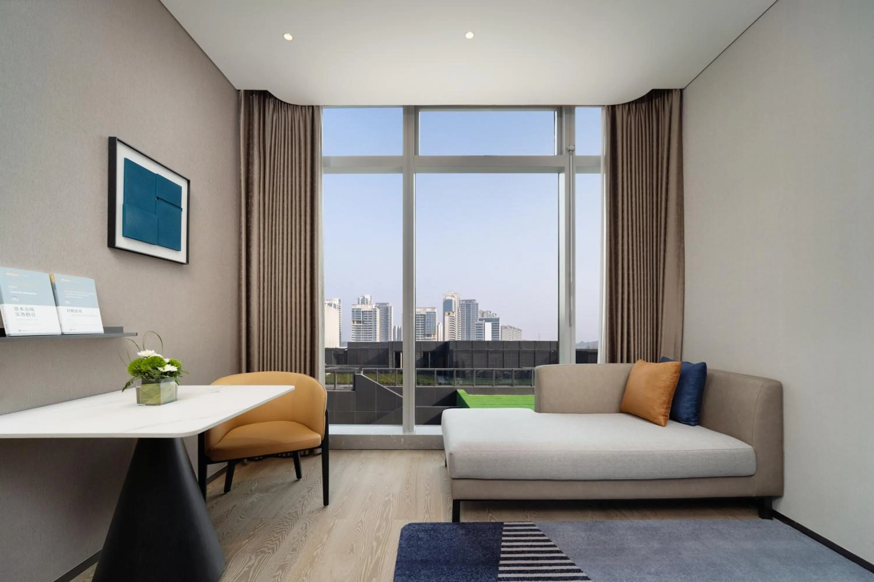 Photo of the whole room, Bed in Novotel Chengdu Lige