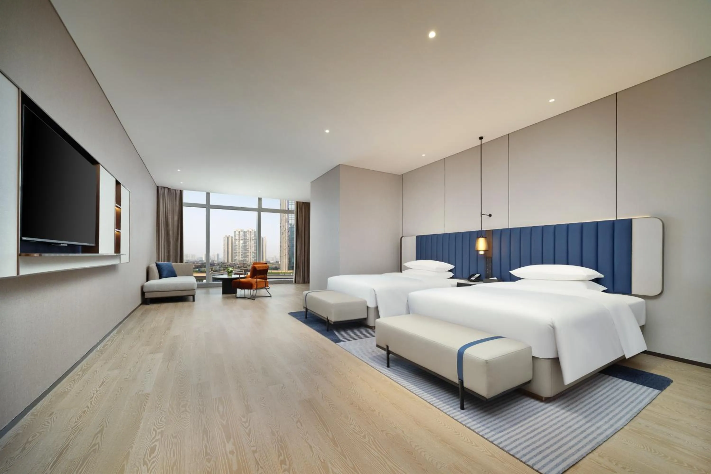 Photo of the whole room, Bed in Novotel Chengdu Lige