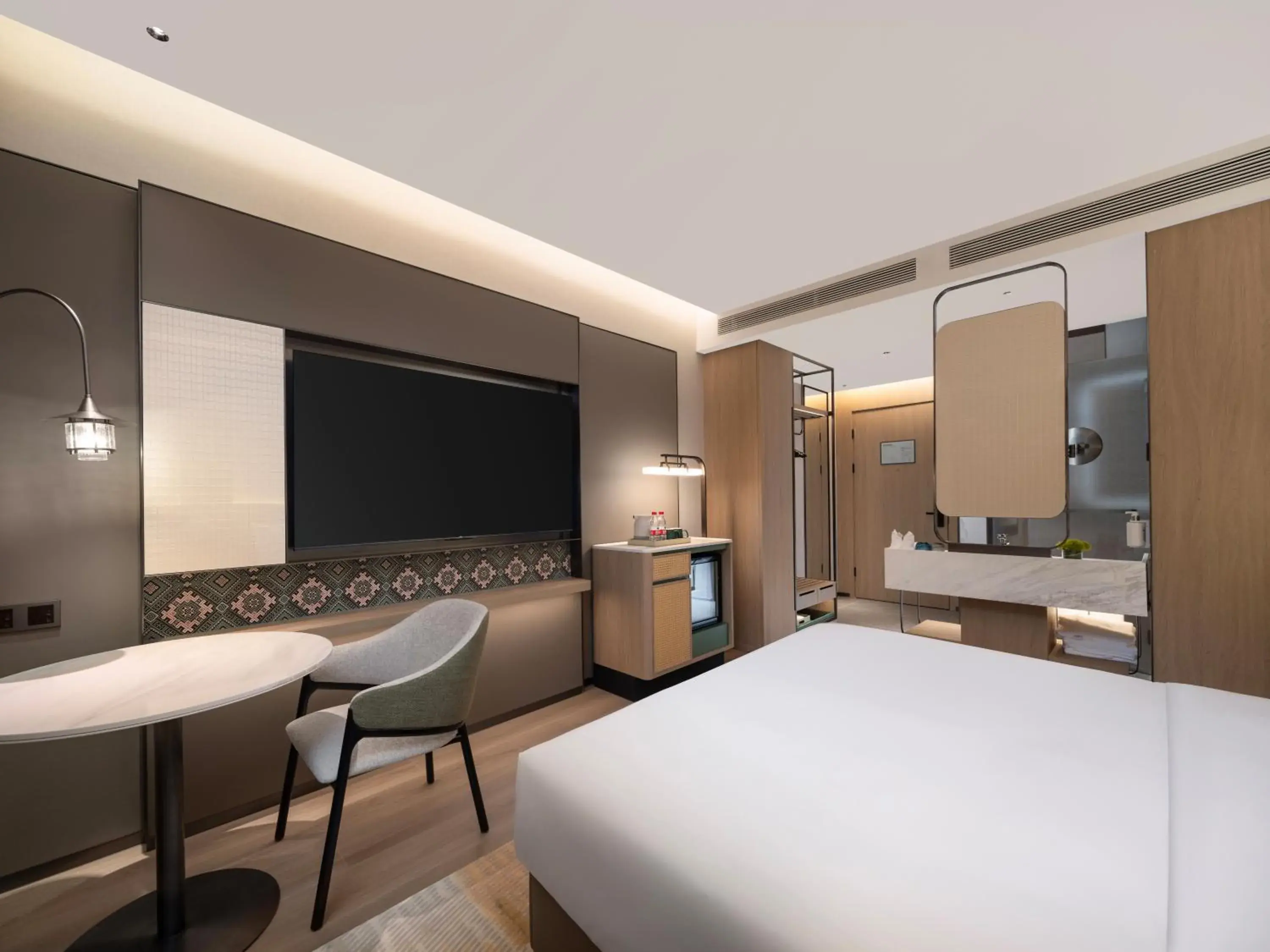 Standard Room in Holiday Inn Guilin Qixing by IHG Standard Room in Holiday Inn Guilin Qixing by IHG