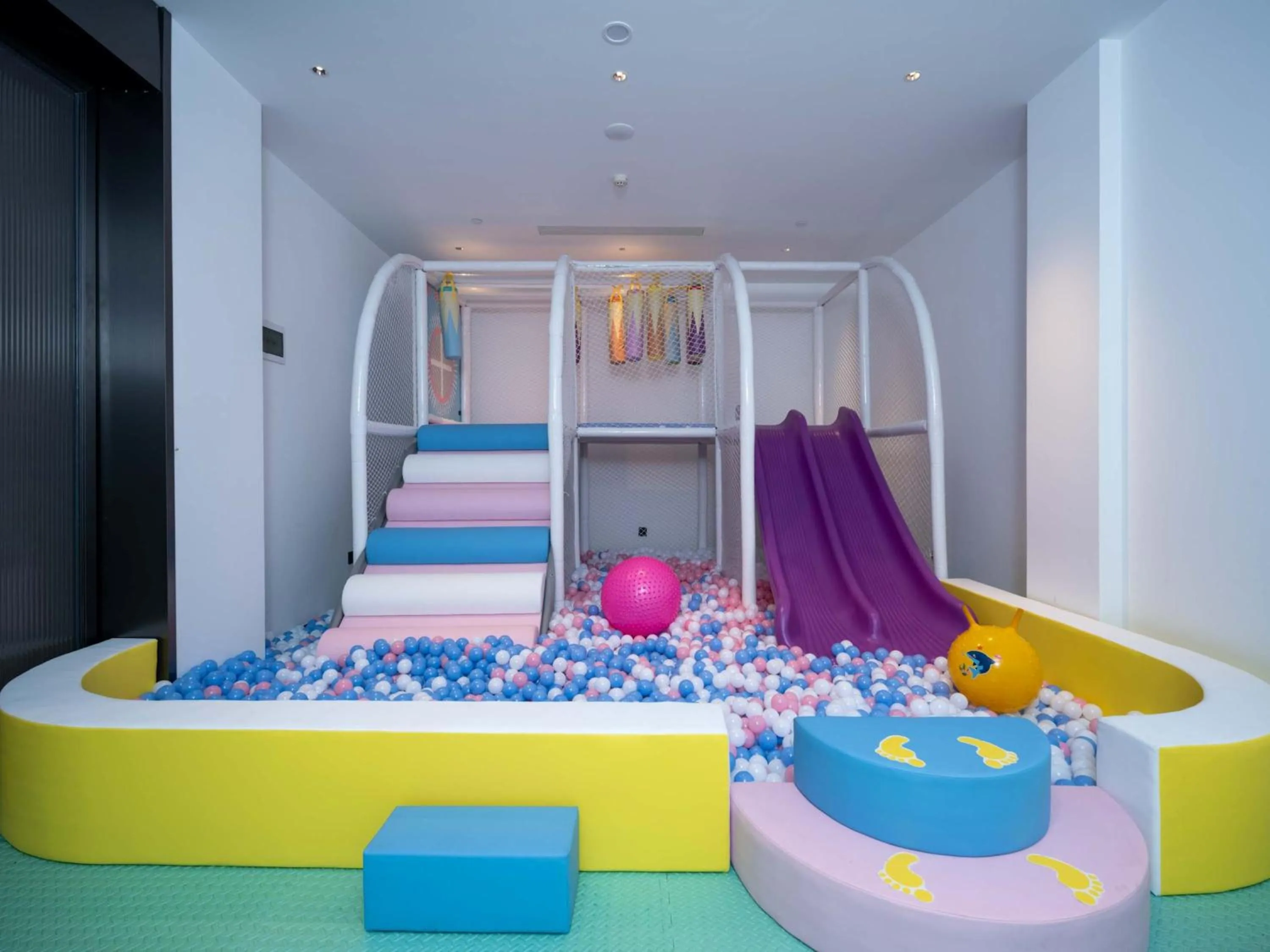 Fitness centre/facilities, Bed in Holiday Inn Guilin Qixing by IHG