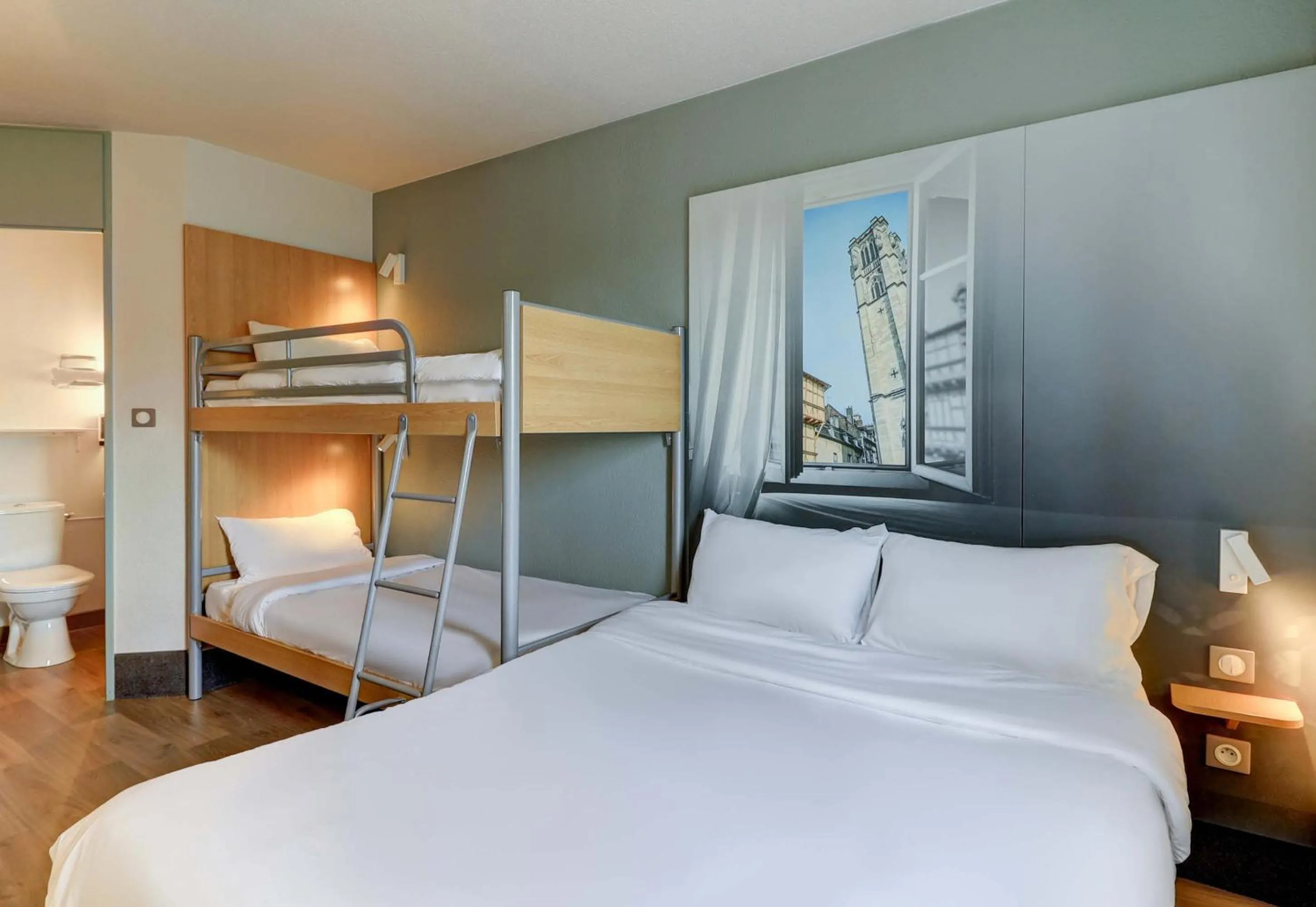 Bedroom, Bed in B&B HOTEL Chalon-Sur-Saone Sud