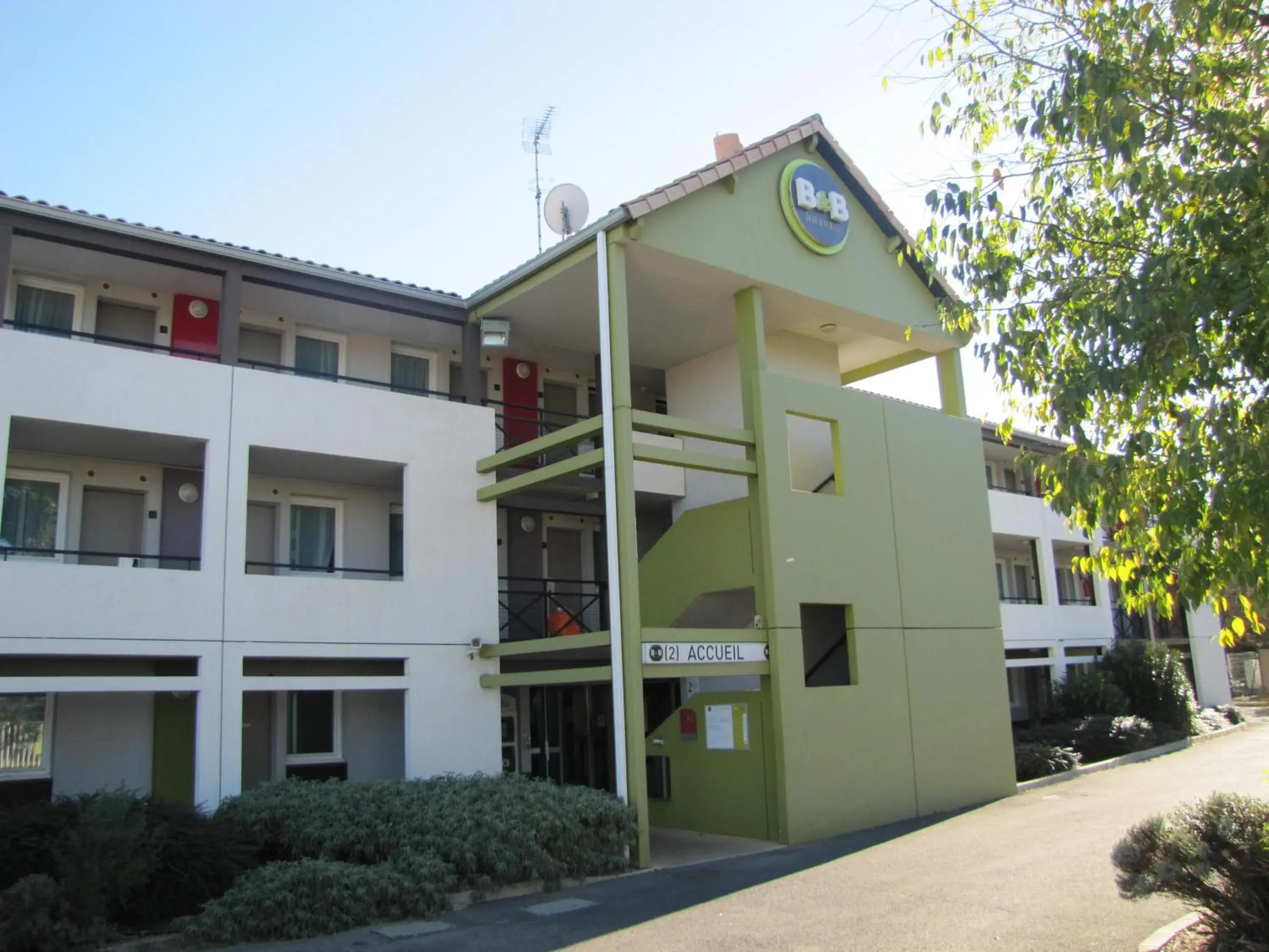 Property building in B&B HOTEL Montpellier 2 Property building in B&B HOTEL Montpellier 2