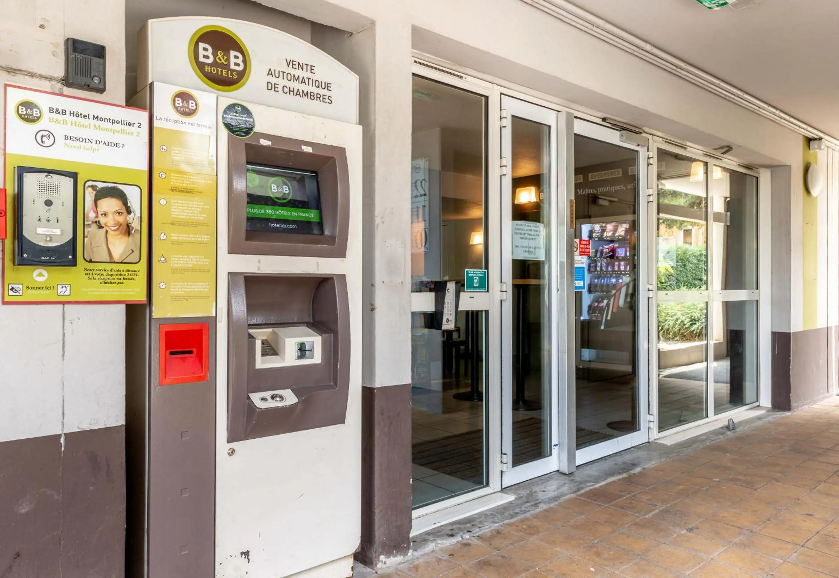 Facade/entrance in B&B HOTEL Montpellier 2