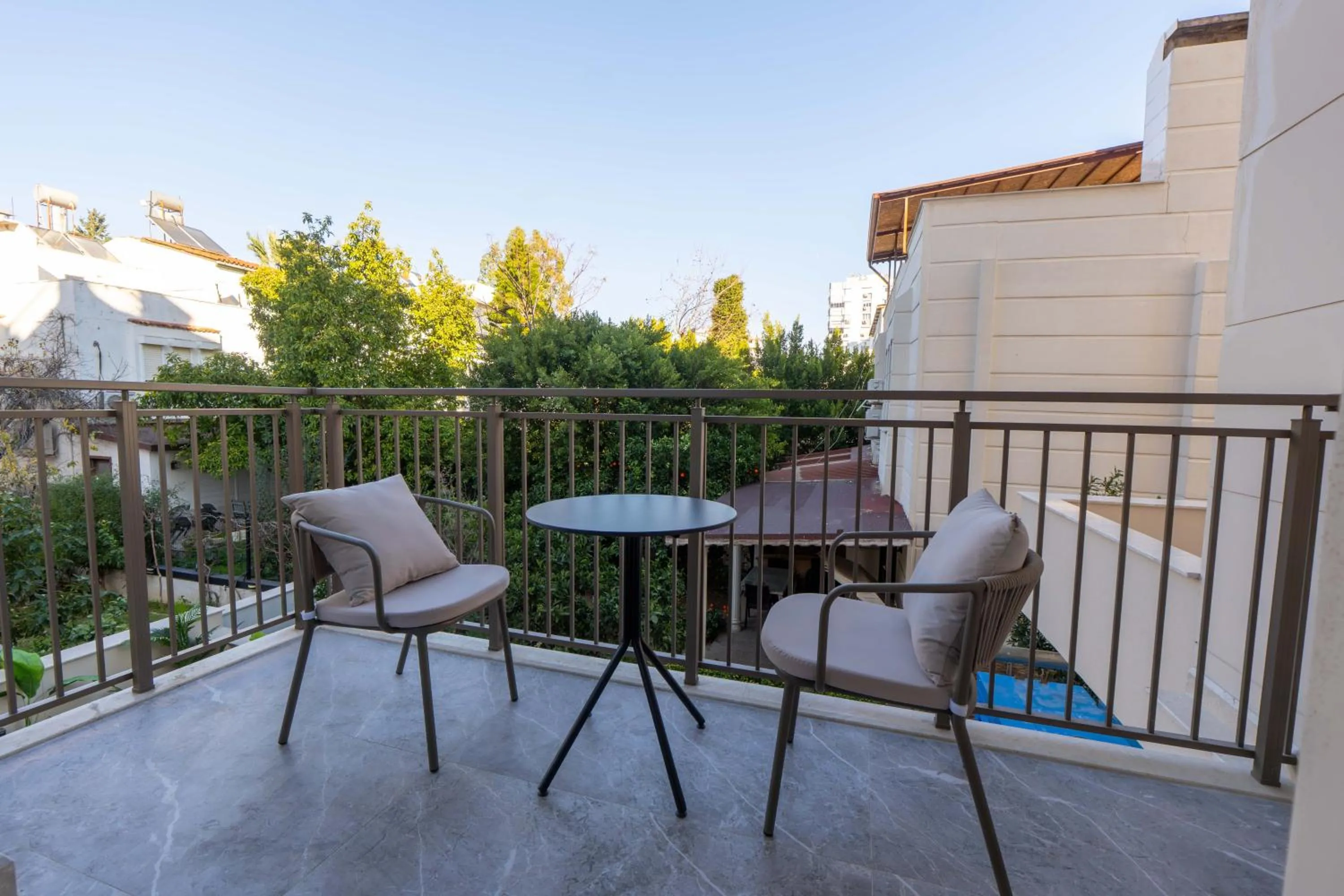 Patio in The Marni Hotel - Adults Only 12 Plus