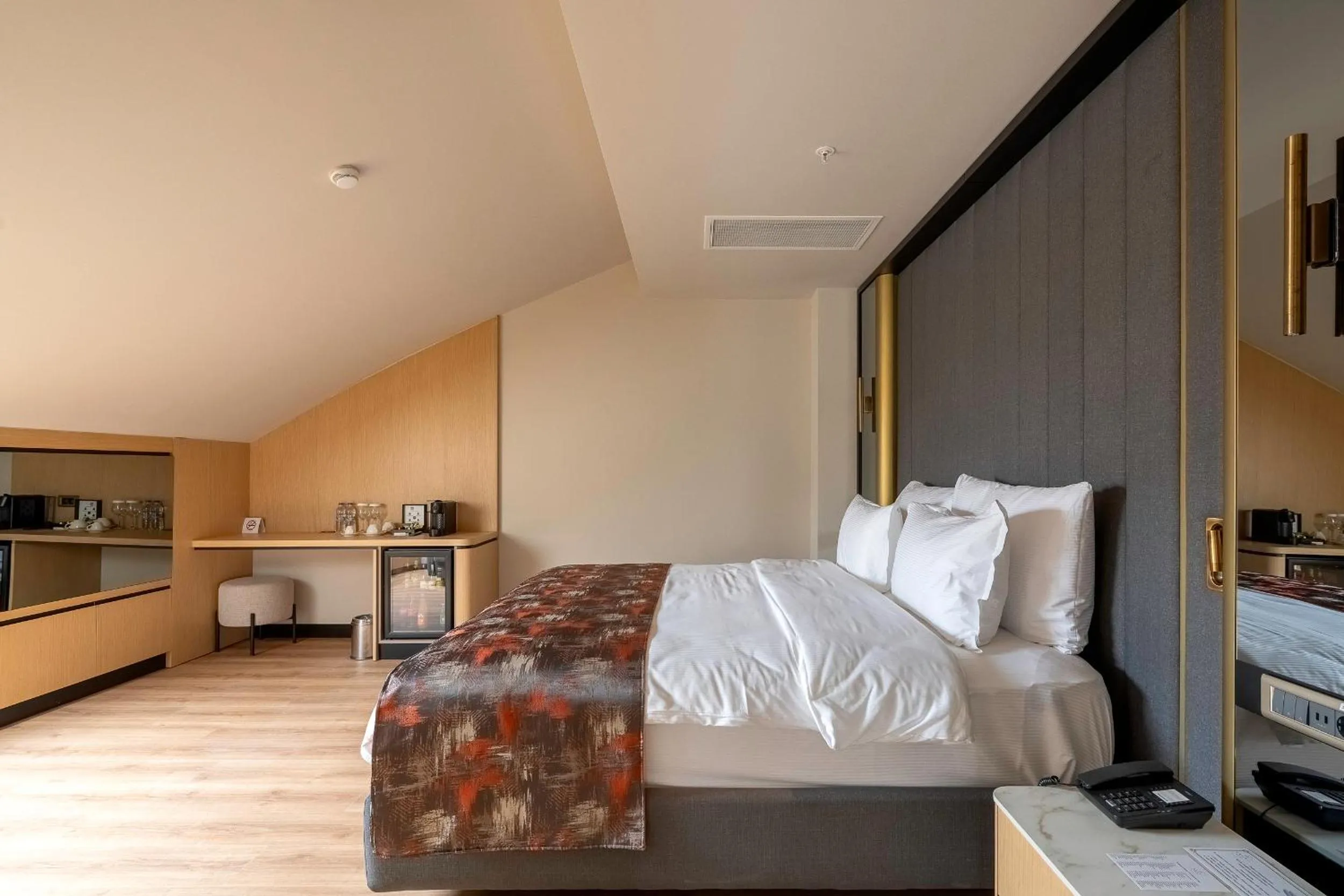 Bed in The Marni Hotel - Adults Only 12 Plus