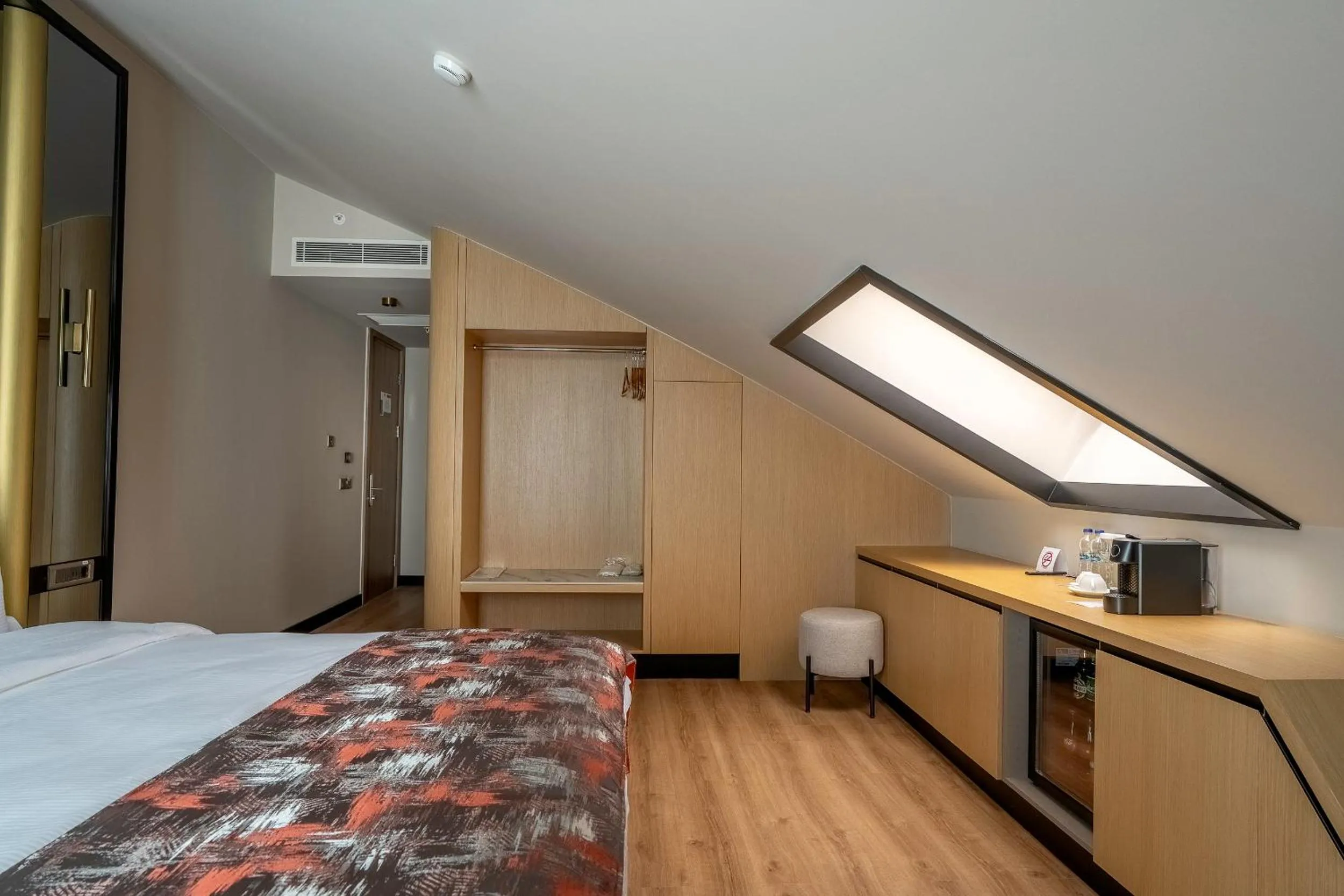 Bed in The Marni Hotel - Adults Only 12 Plus