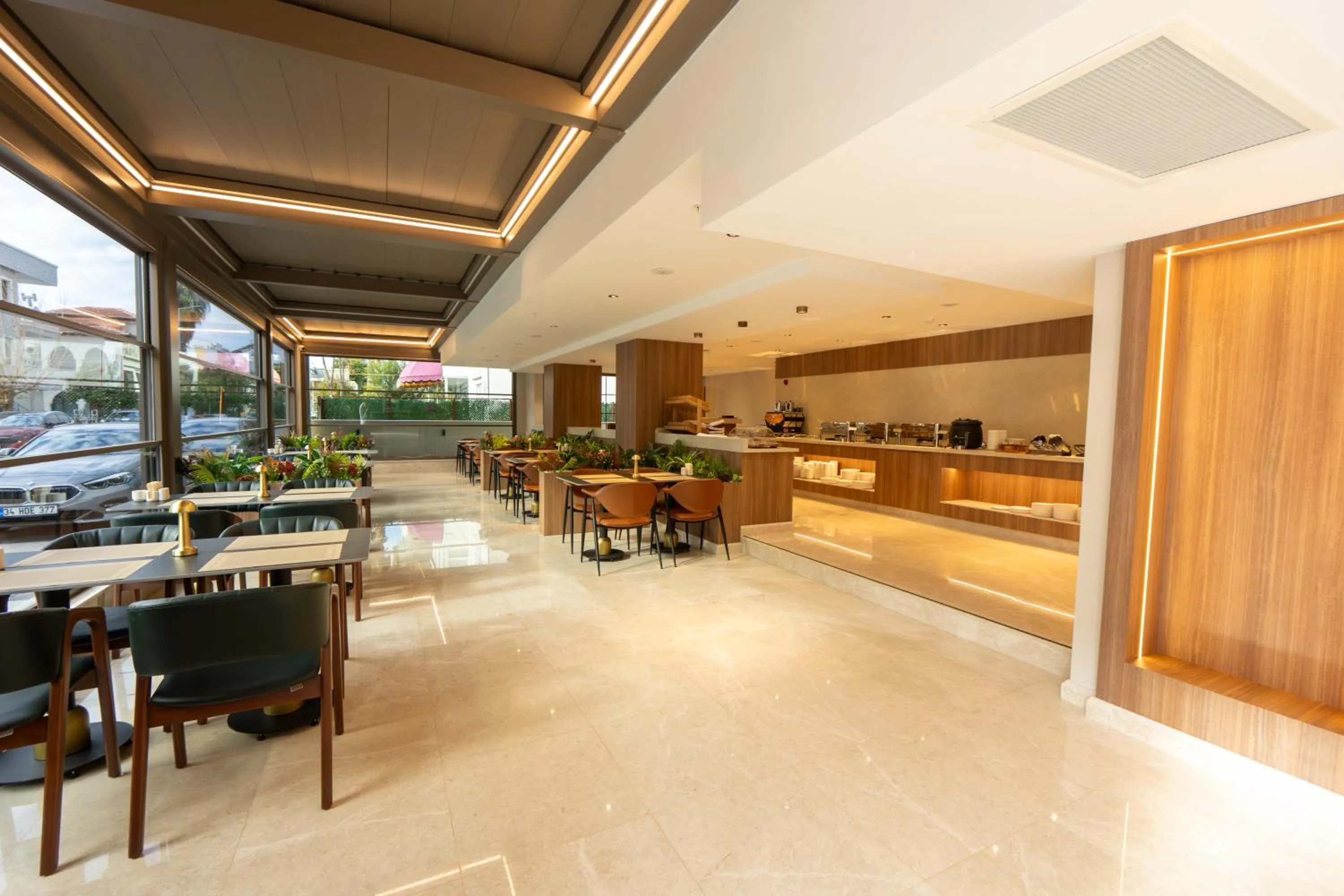 Restaurant/places to eat in The Marni Hotel - Adults Only 12 Plus