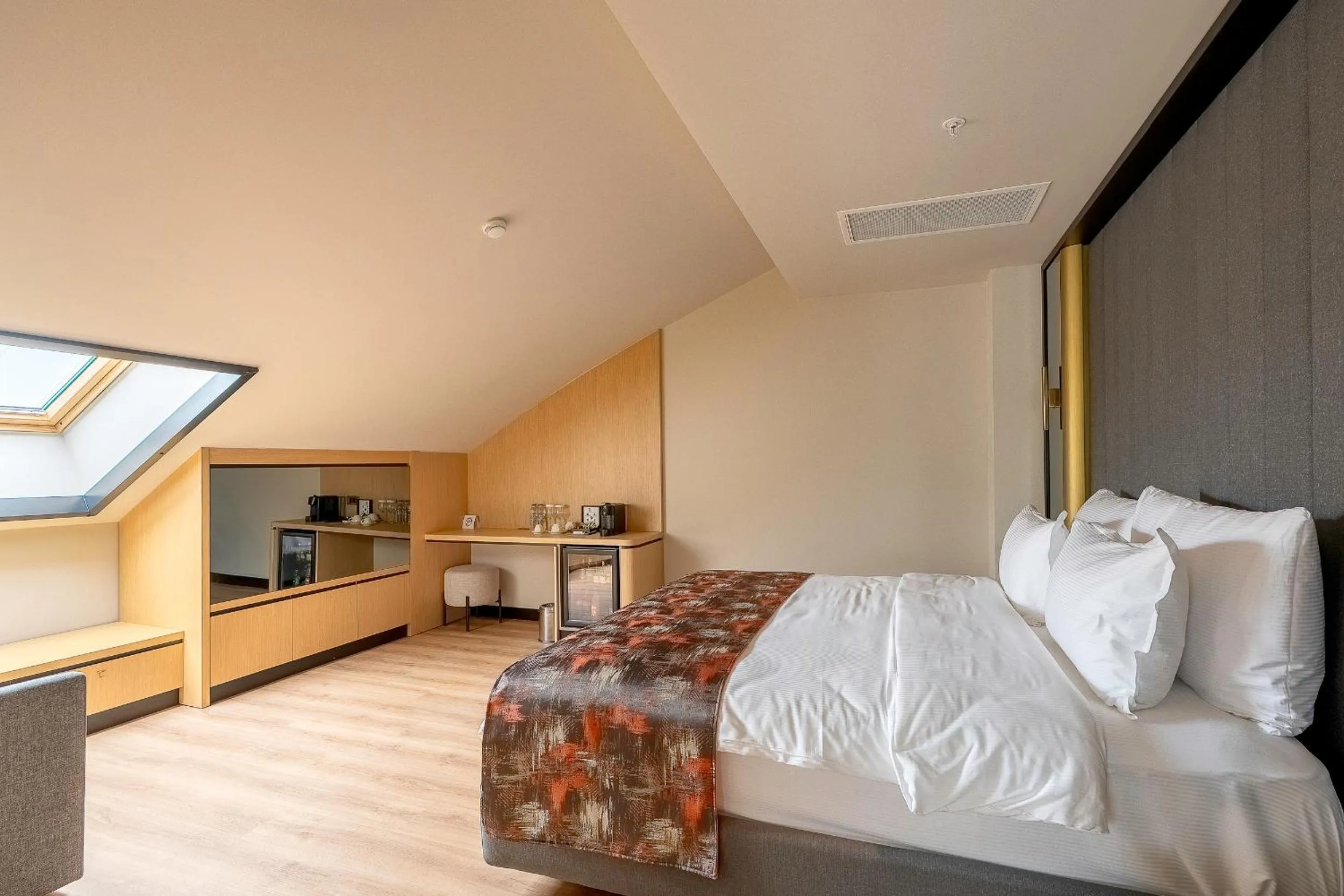 Bed in The Marni Hotel - Adults Only 12 Plus