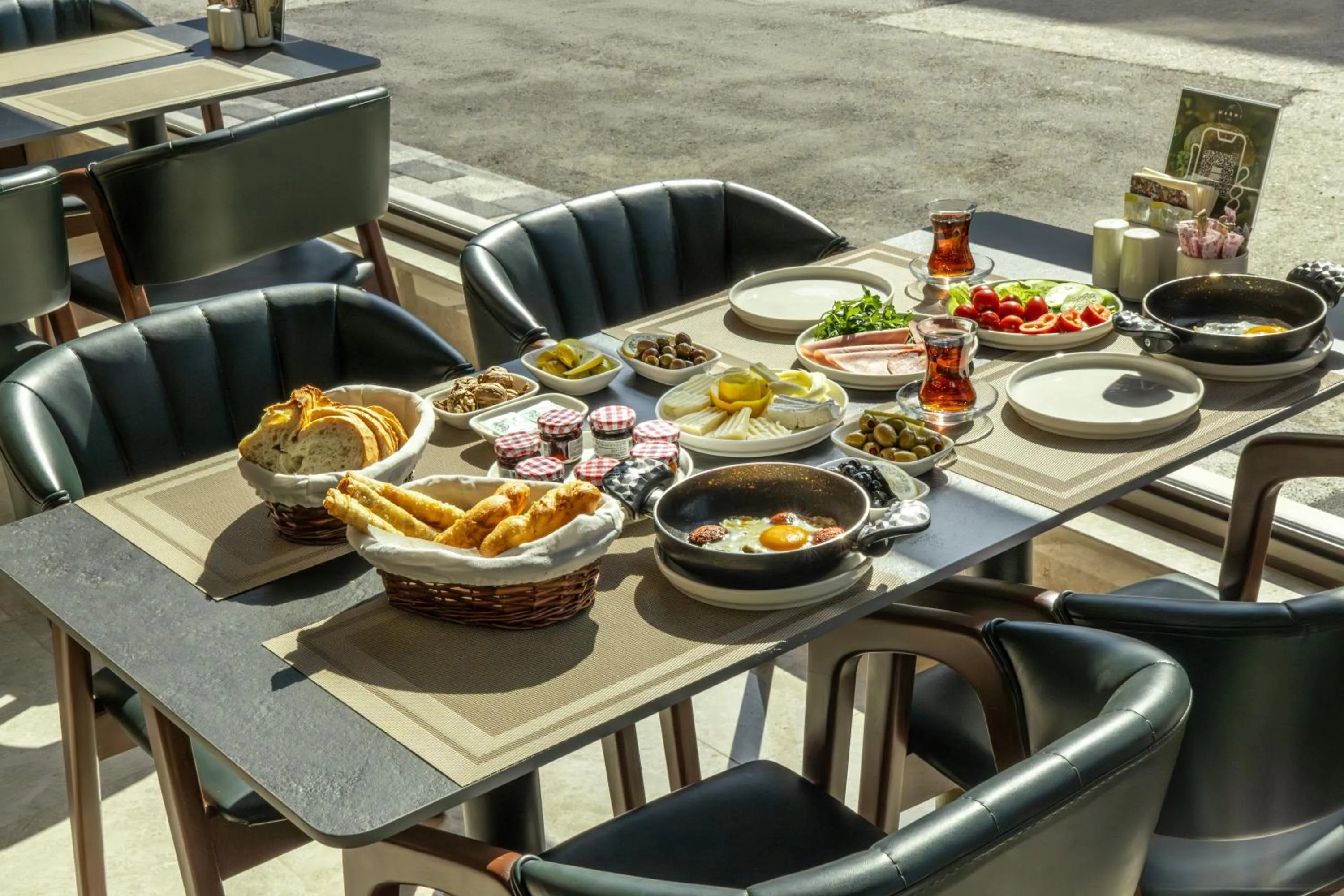 Breakfast in The Marni Hotel - Adults Only 12 Plus